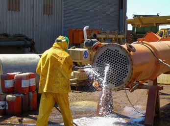 Мобильная мойка высокого давления, оснащенная дизельным двигателем